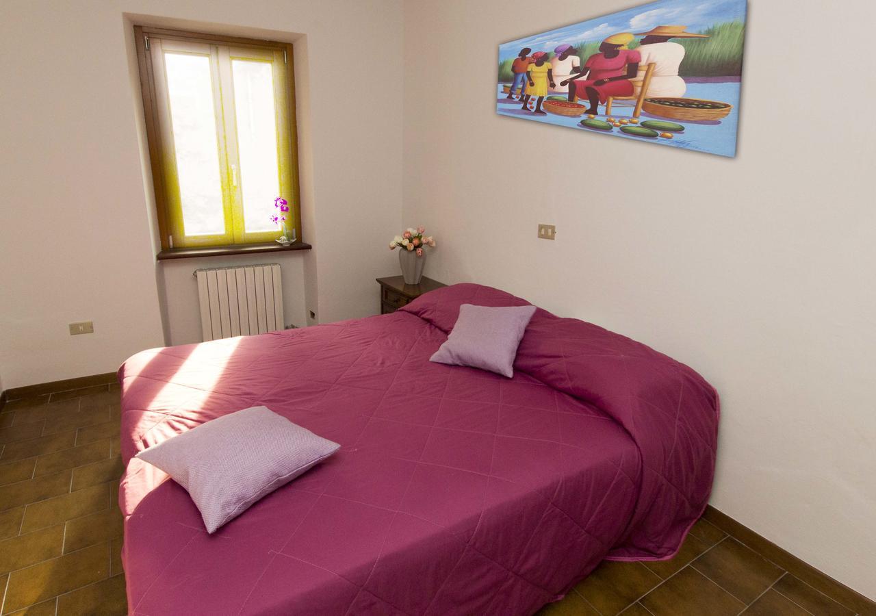 Casa Madali' - Nel Borgo Leilighet Marone Eksteriør bilde